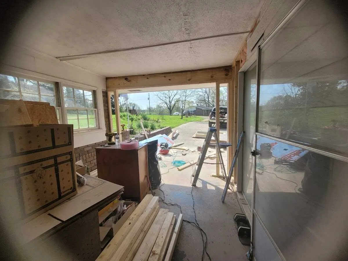 Air movers and dehumidifier for Drying & Dehumidification in Minnehaha